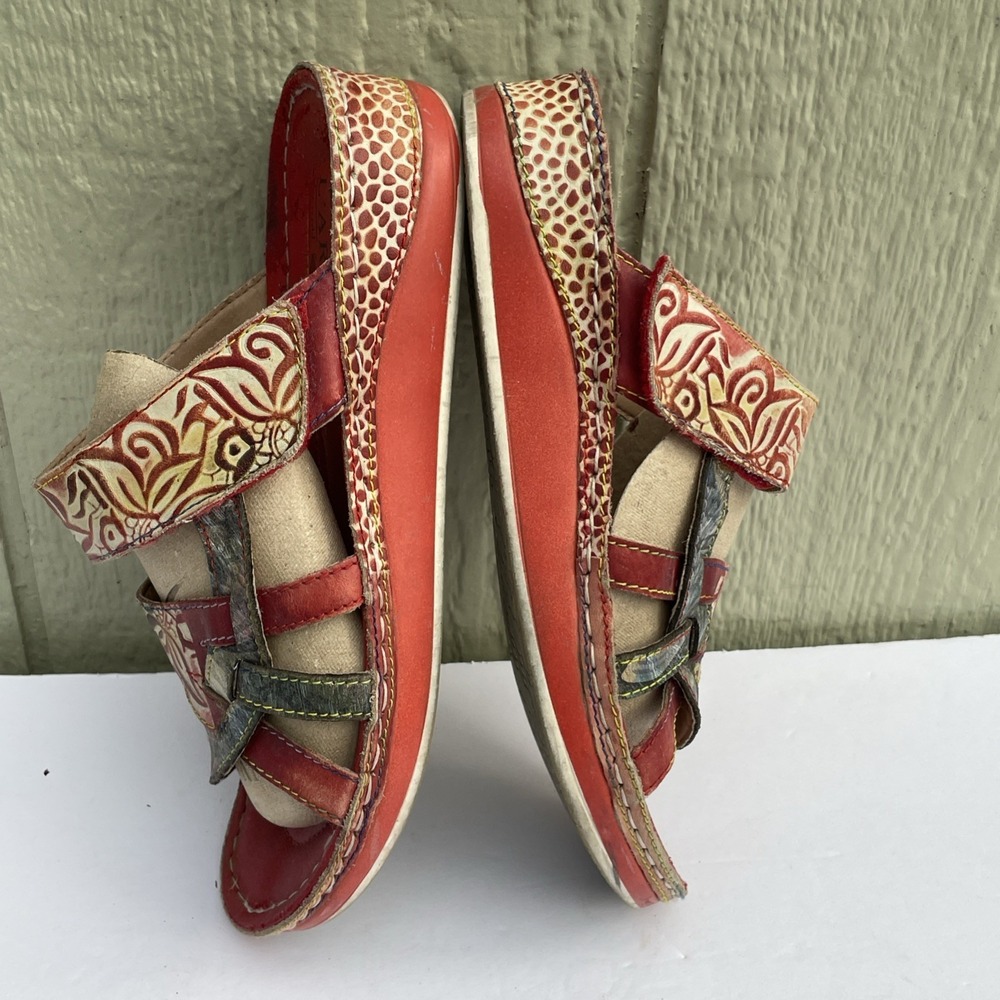 L'Artiste Sandals Womens US Size 7.5-8 /38 Red Caiman Artsy Bohemian Wedge Slide - Picture 8 of 16